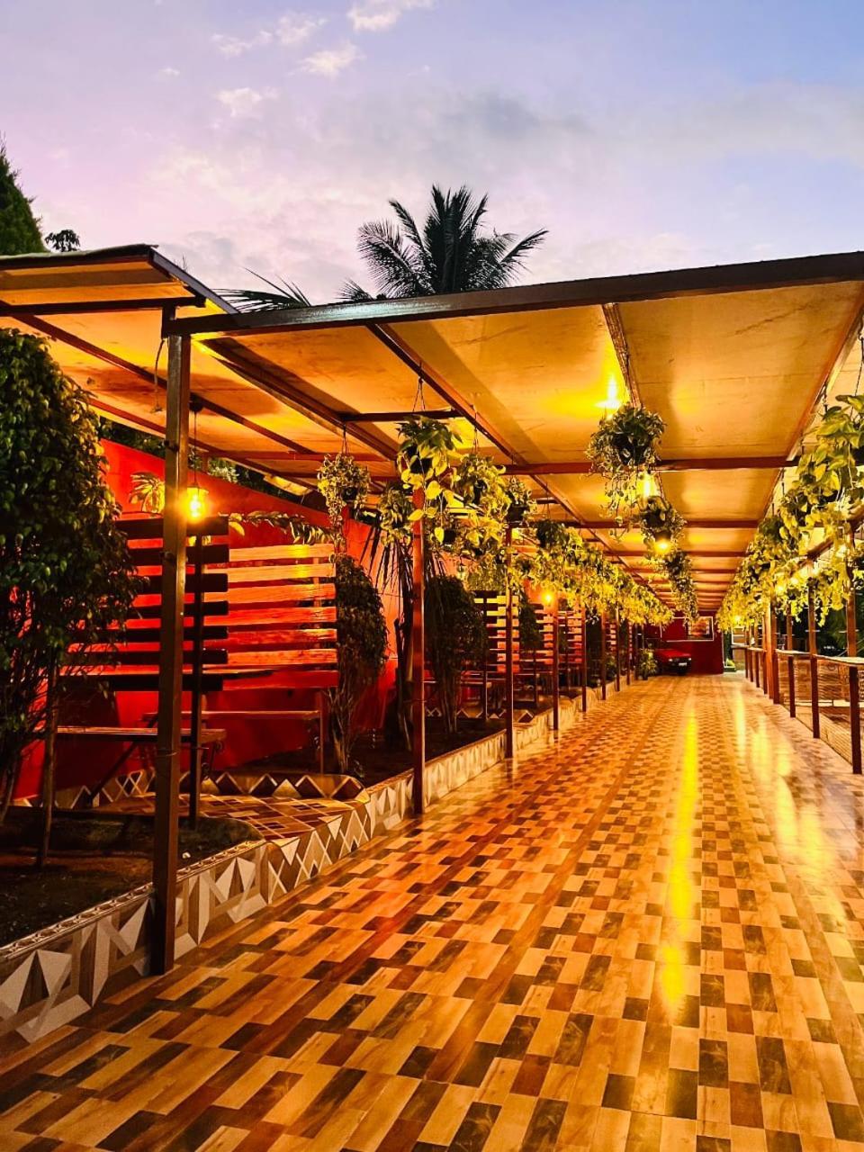 Madhura Agro Tourism Wai ภายนอก รูปภาพ