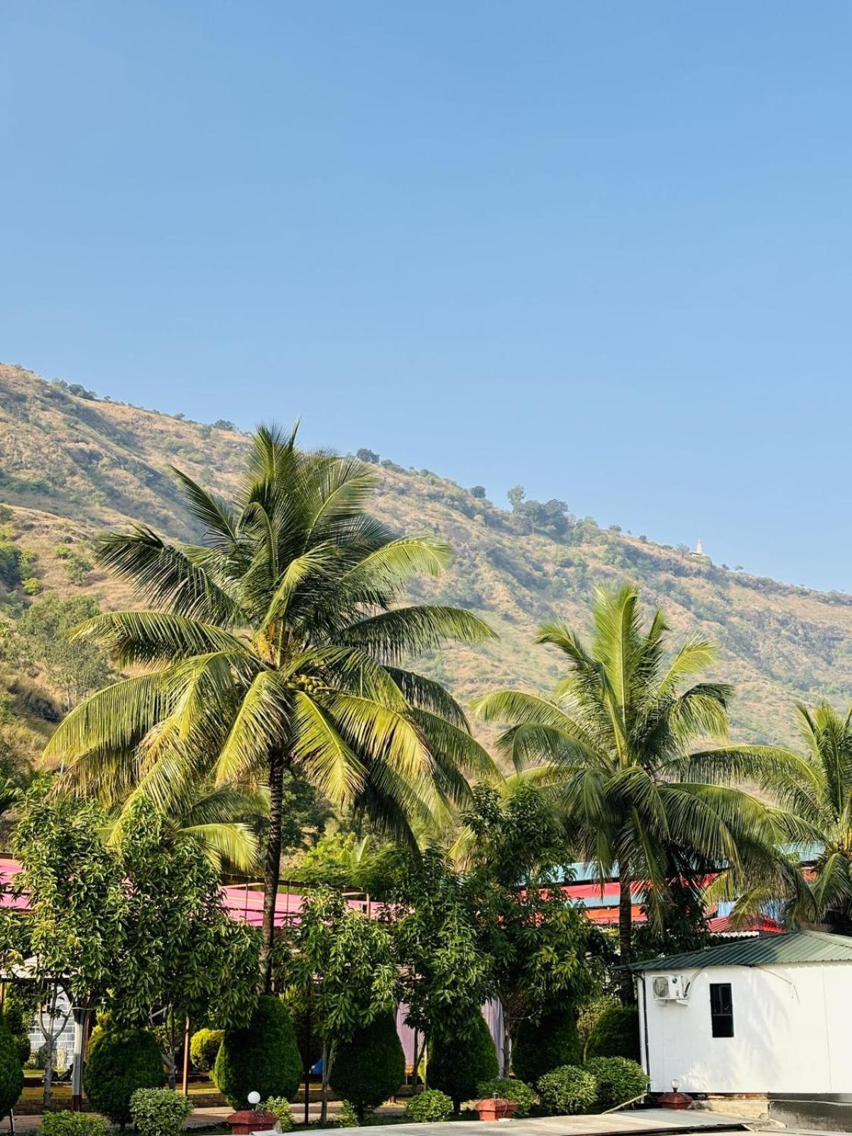 Madhura Agro Tourism Wai ภายนอก รูปภาพ