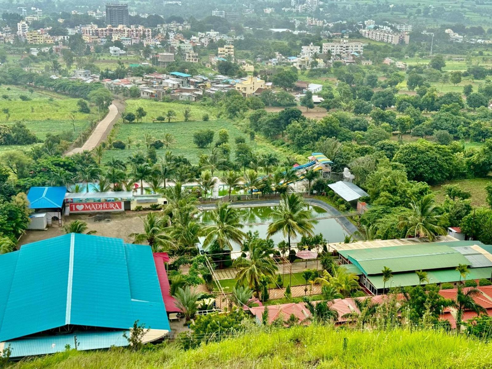 Madhura Agro Tourism Wai ภายนอก รูปภาพ